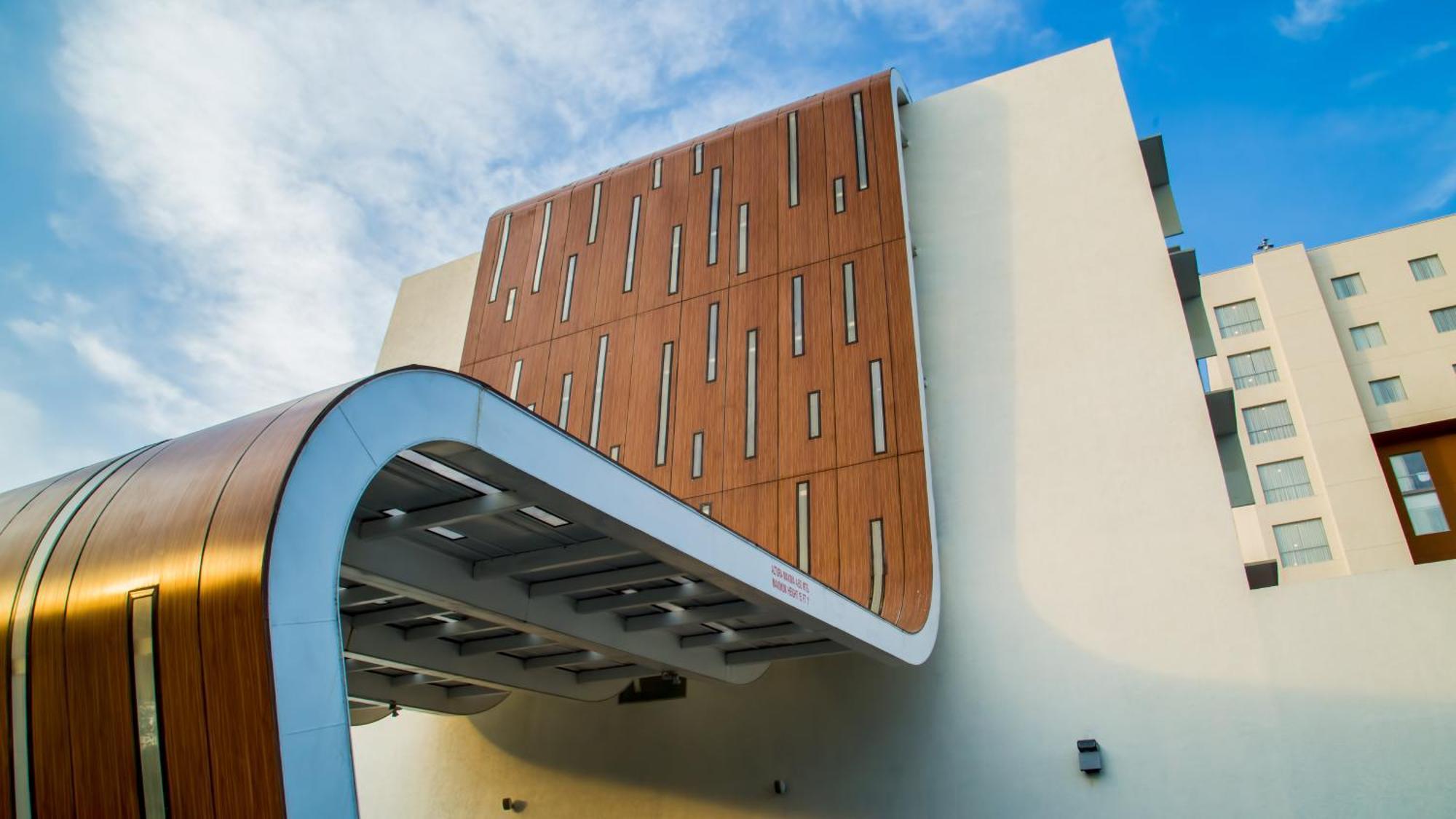 Holiday Inn Guadalajara Patria-Universidad By Ihg Zapopan Exterior foto